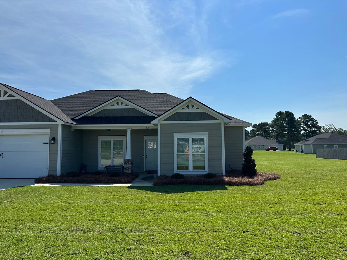Lawn Care and Maintenance for Miracle Works Landscaping in Albany, GA