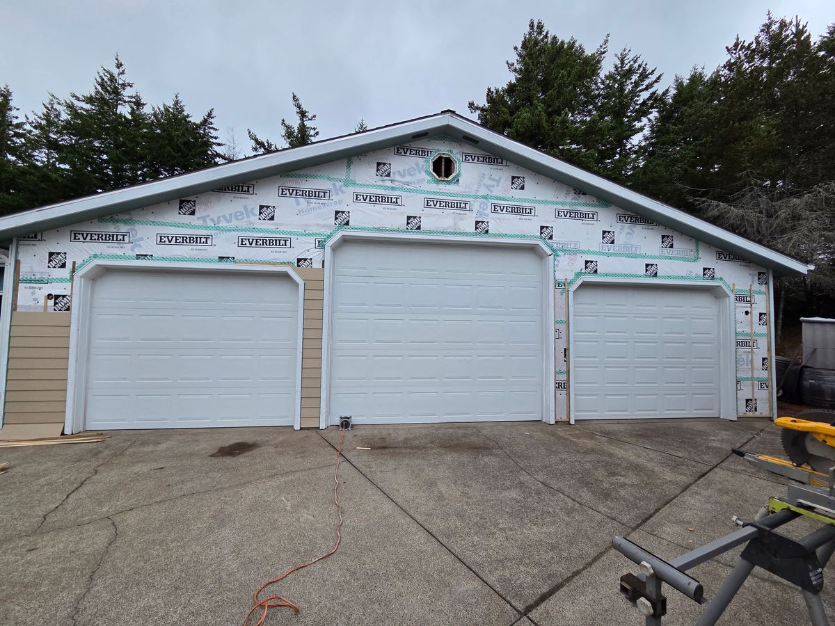 Siding Installation & Repair for BTC Construction in Florence, OR