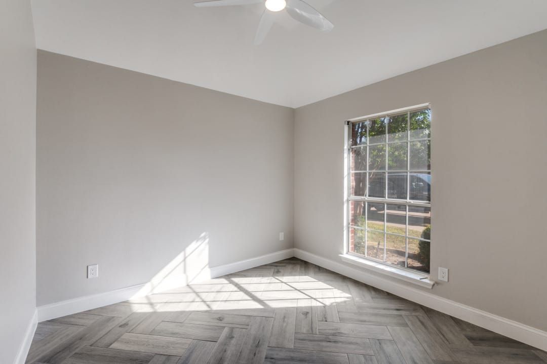 Flooring for Energy Construction in Lewisville, TX