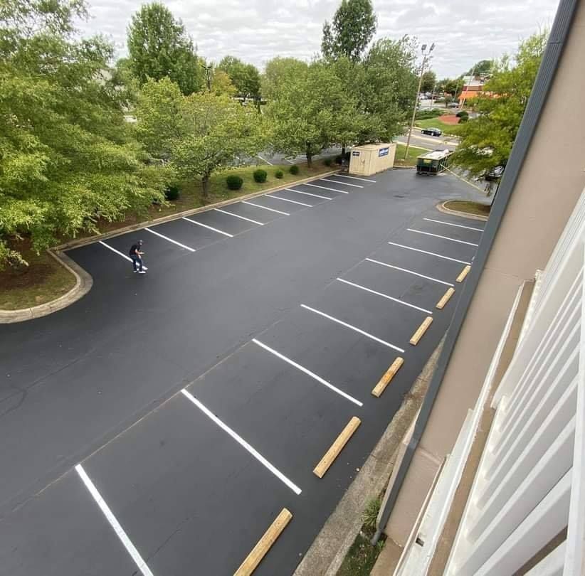Sealcoating for Stripe A Lot in Knoxville, TN