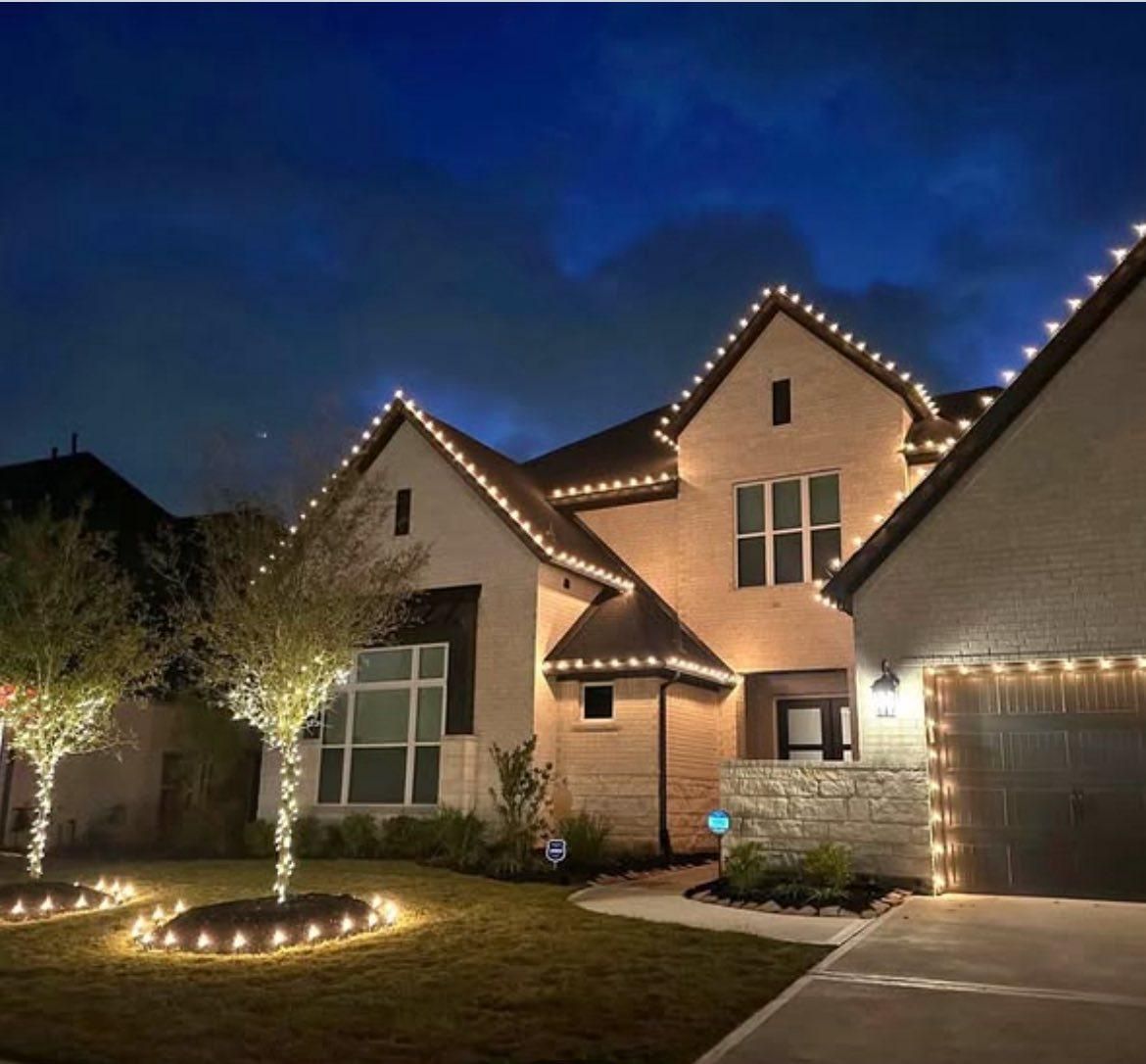 Lawn Maintenance for Garza Lawncare & Tree Service in Pearland, TX