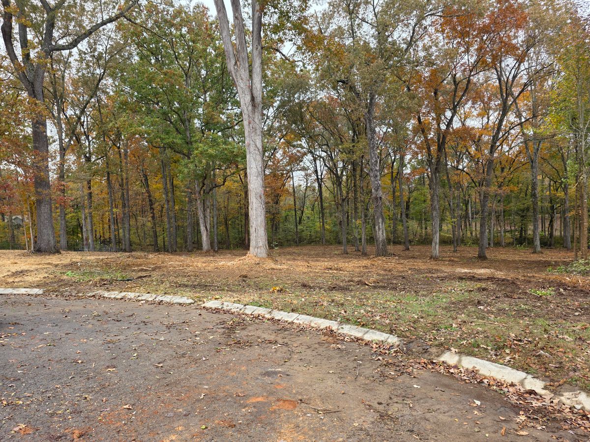 Leveling for H&H Earthworks in Decherd, TN