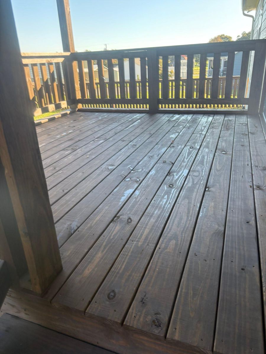 Stain Decks for NXT Generation Painting in Cookeville, TN