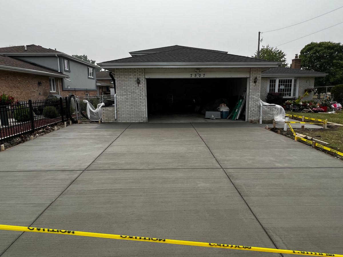 Concrete Driveways for Onyx Concrete Contractors in Chicago, IL