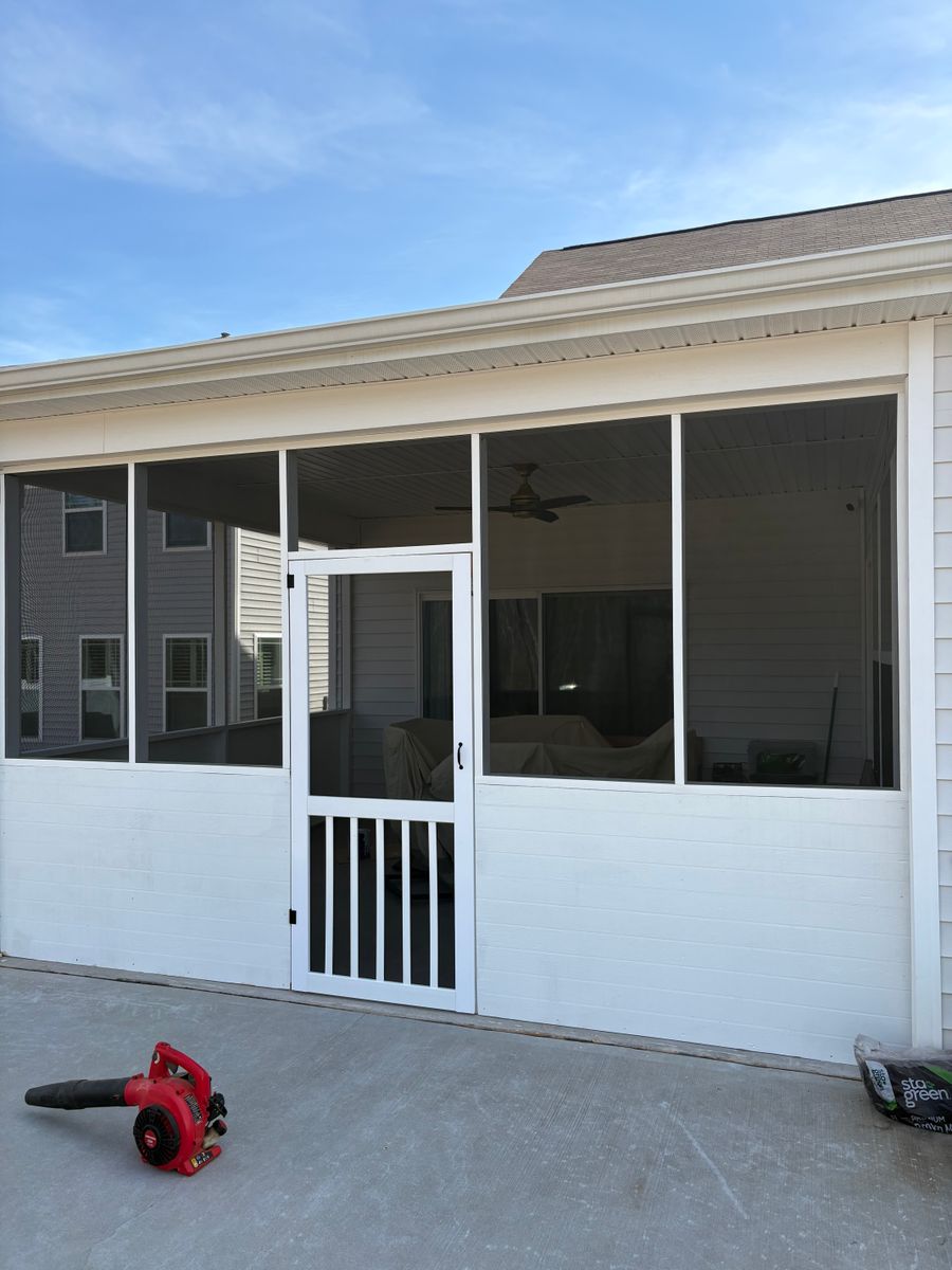 Screen Patios for Palmetto Fence in Greenville, SC