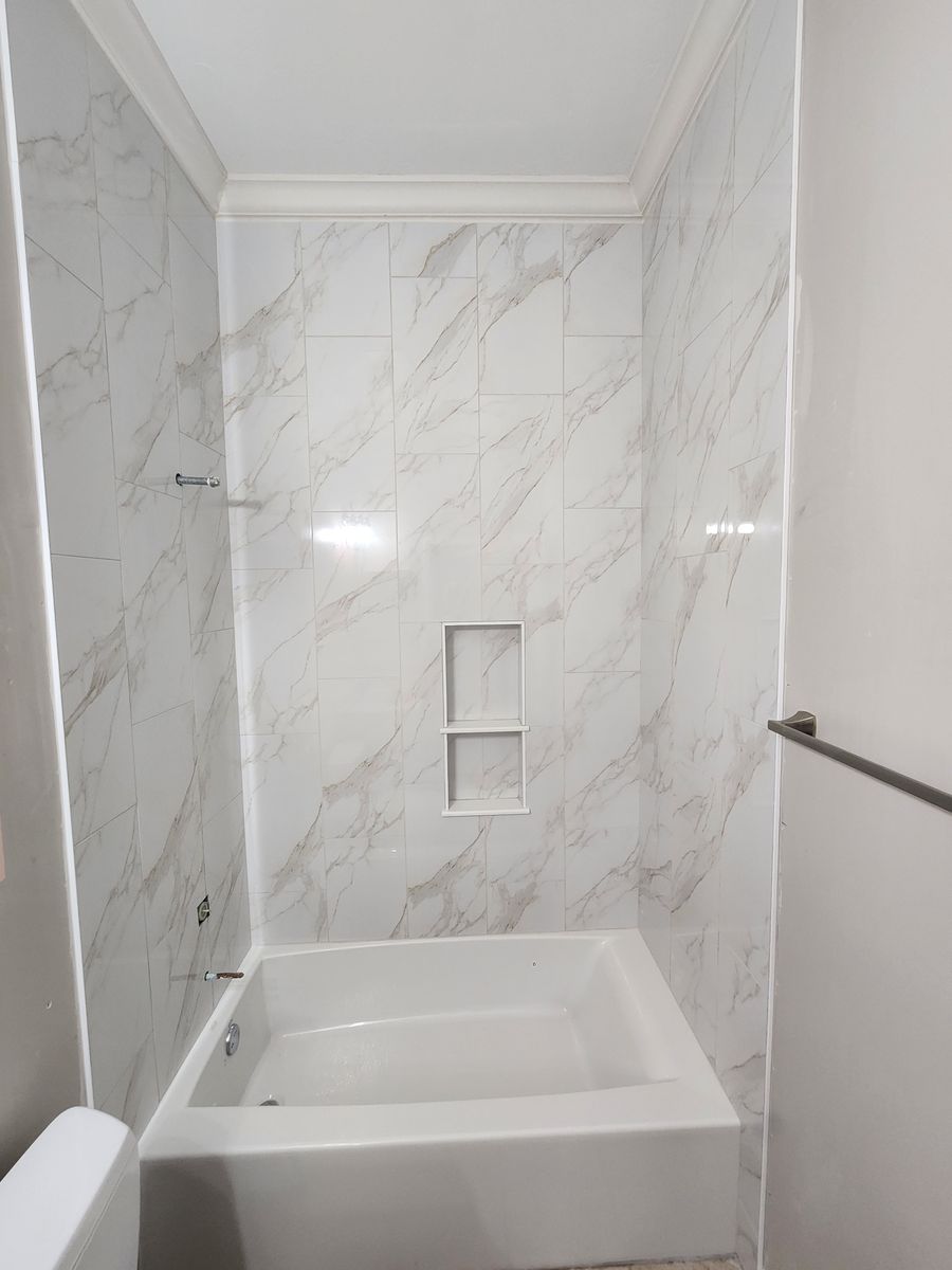 Bathroom Tiling for Elite Custom Tile Installations in Ocala, FL