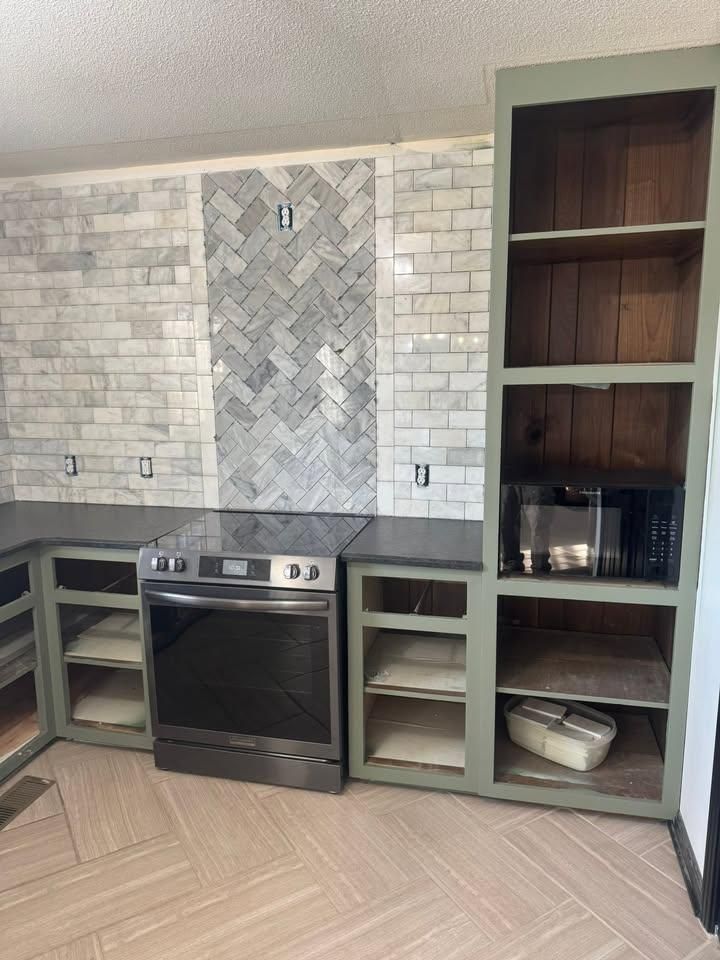 Flooring for Newbury Construction & Remodeling LLC in Trenton, TN