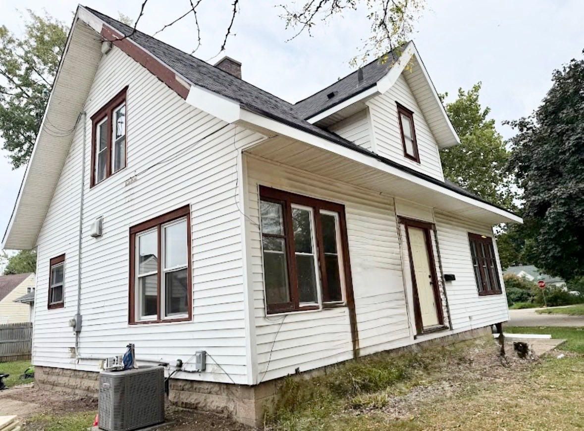 Siding Replacement for Ultimate Exteriors in Beloit, WI