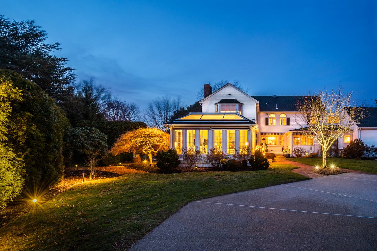 Landscape Lighting for Pungitore Landscapes, Irrigation & Fertilizer in Hingham, MA