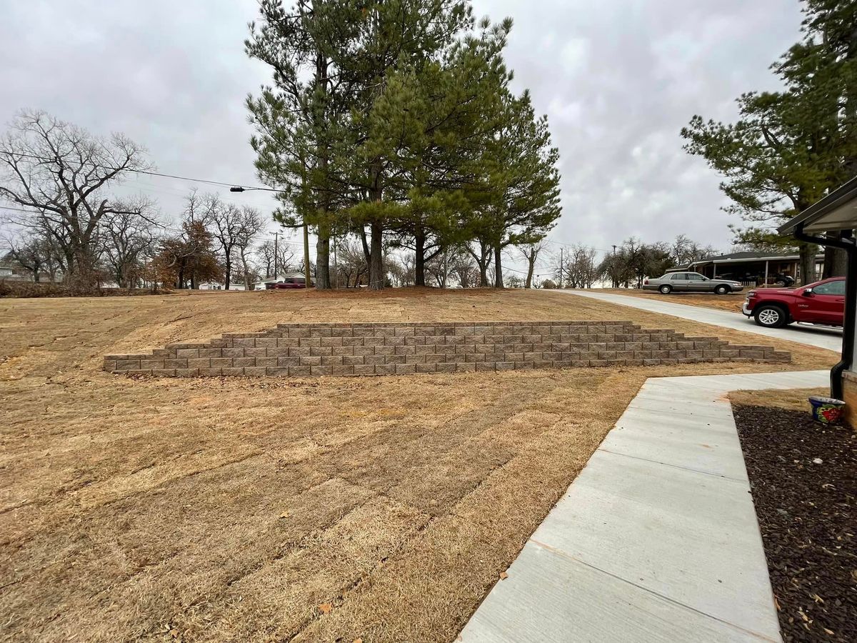 Retaining Wall Construction for Stallion Design And Construction in Norman, OK