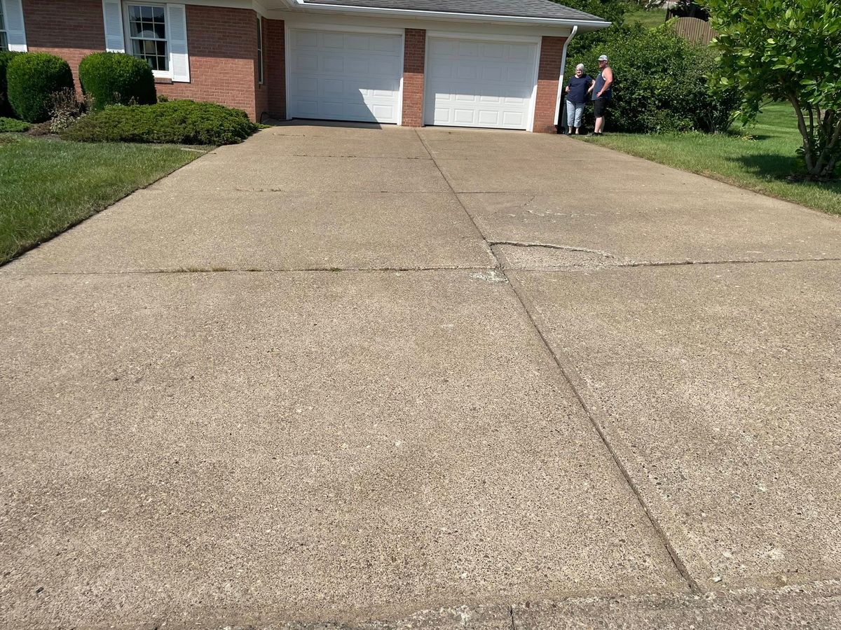 Deck and Patio Cleaning for Superior Water Solutions, LLC in Caldwell, OH
