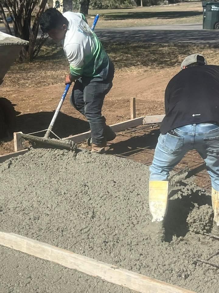 Day Laborer Hourly Rates for King Services in Seguin, TX