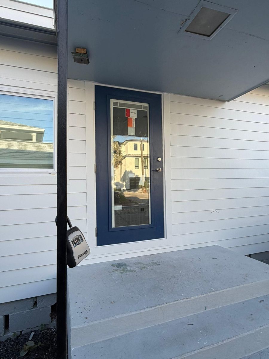 Hardie Siding Installation for Escorpio Painting in Tampa, FL