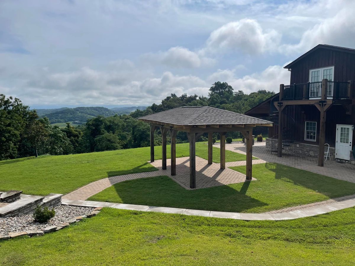 Outdoor Shelters for Mike Feagin Construction in Lewisburg, TN