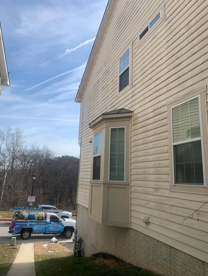 Commercial Cleaning for Calvert Clean Up, Pressure Washing & Hauling LLC in Pasadena, MD