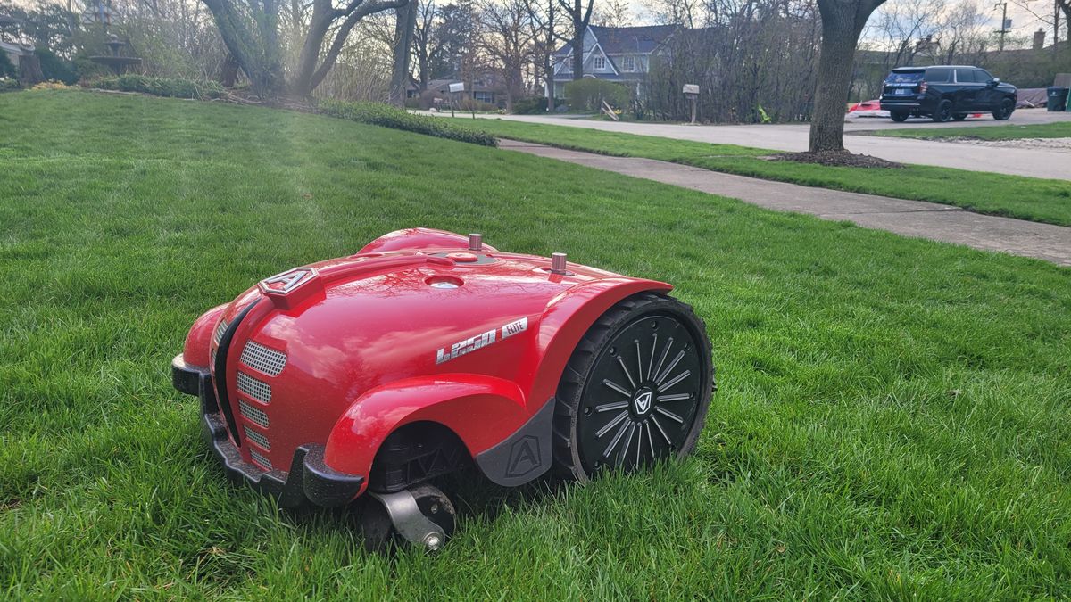Robotic Mower Supplier for Voyager Automated Solutions in McHenry County, IL