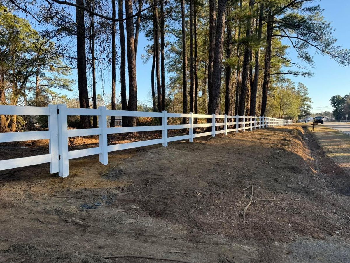 Vinyl for 4 In The Fire Fencing LLC in Darlington, SC