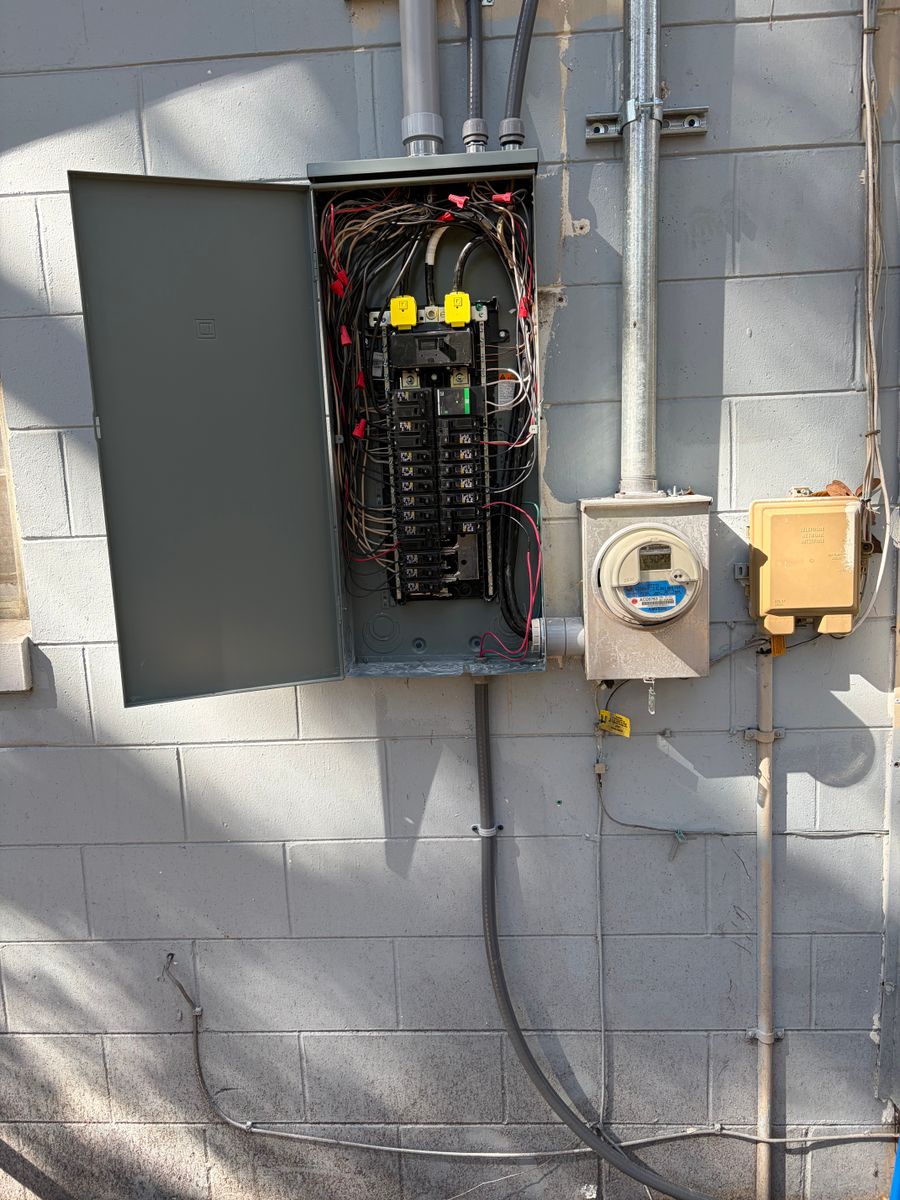 Electrical Panel Installation for Nominal Voltage in Orlando, FL