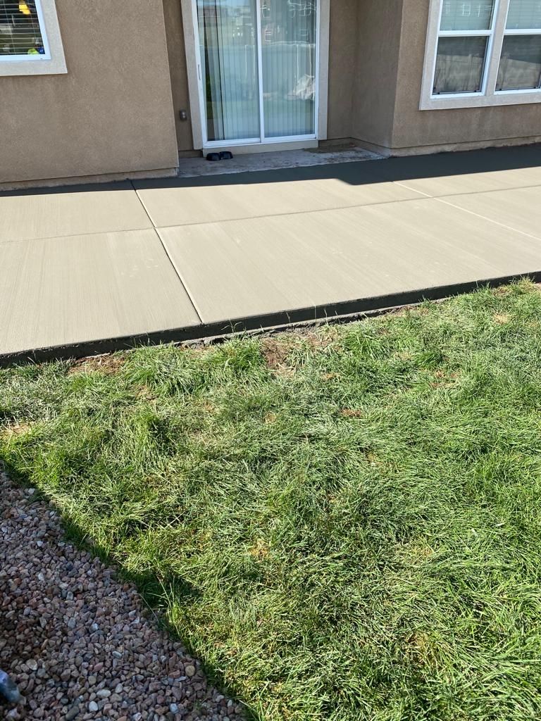 Driveway Construction for J and Son Colorado Concrete LLC in Colorado Springs, CO