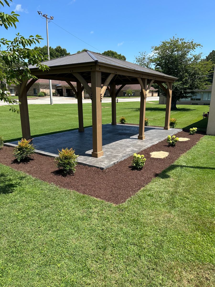 Mulch Installation for Greenscape Solutions in Milan, TN