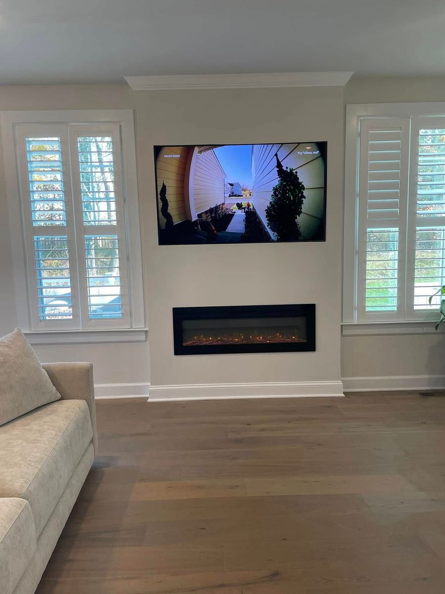 Flooring for Roberto Carpentry and Painting in Fraser, CO