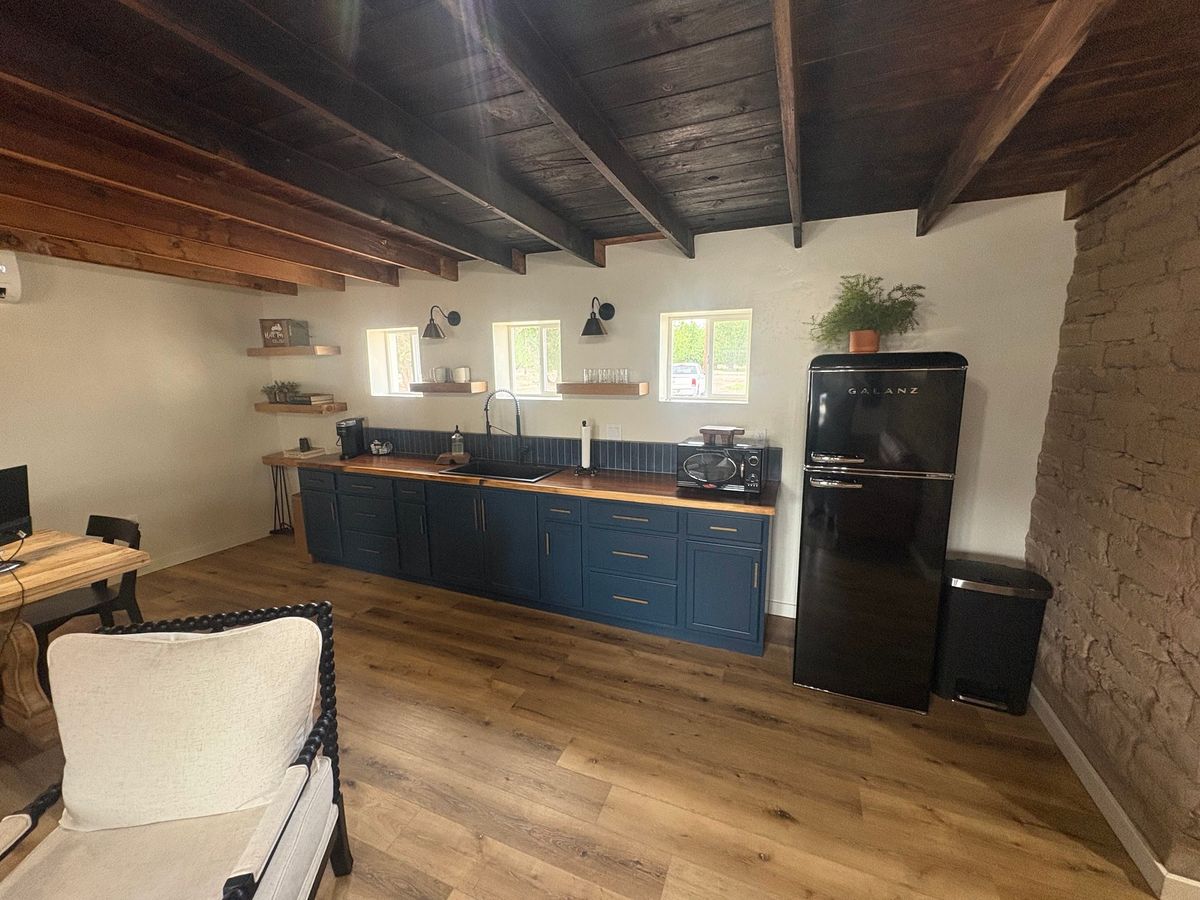 Kitchen and Cabinet Refinishing for Khalenor Finishes in Mesquite, NM