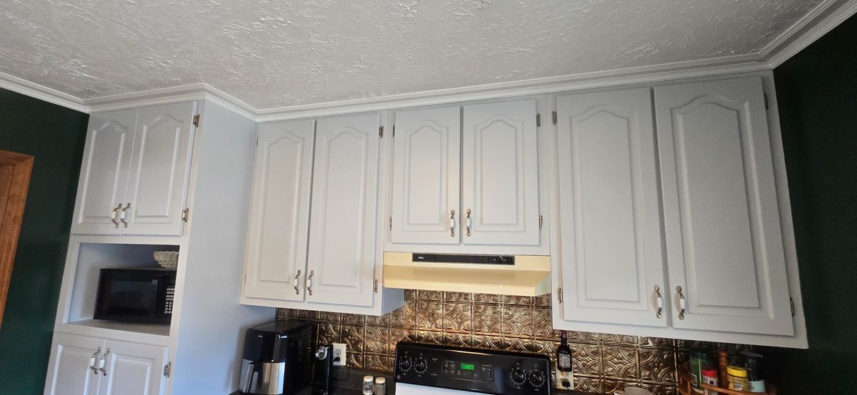 Kitchen and Cabinet Refinishing for Second Chance Painting  in McMinnville, TN