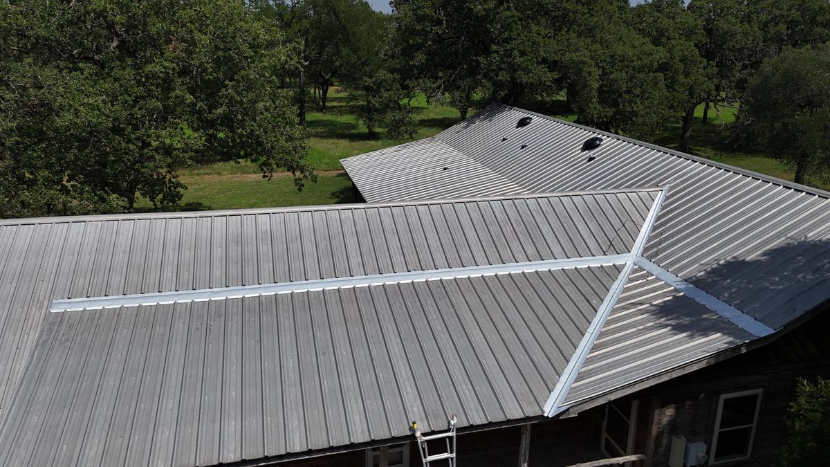 Roof repairs for Barcenas Roofing & Remodeling in San Saba, TX