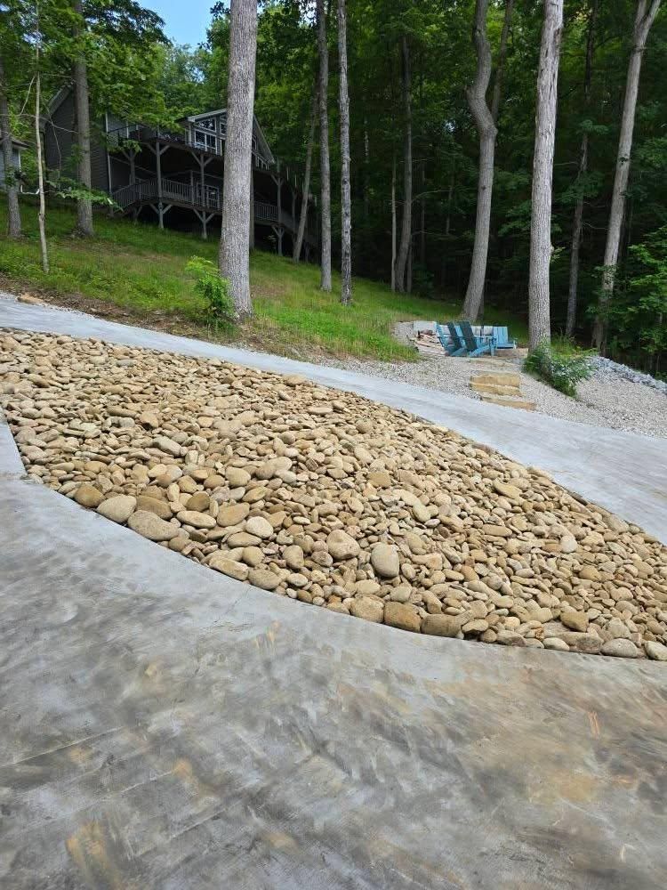 Gravel work for Williams Lawn and Land in Sharps Chapel, TN