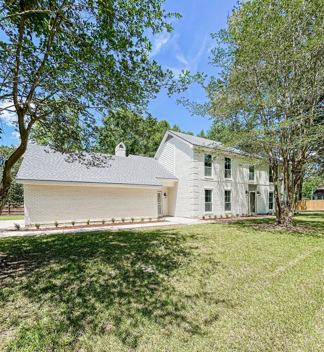 Exterior Painting for BAYOU BUILD & PAINT in Gonzales, LA