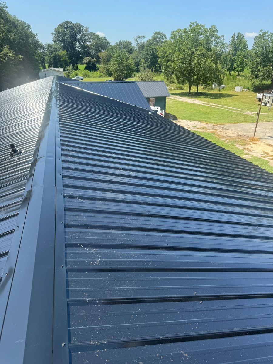 Metal roof for Ruben R construction in Mount Olive, NC