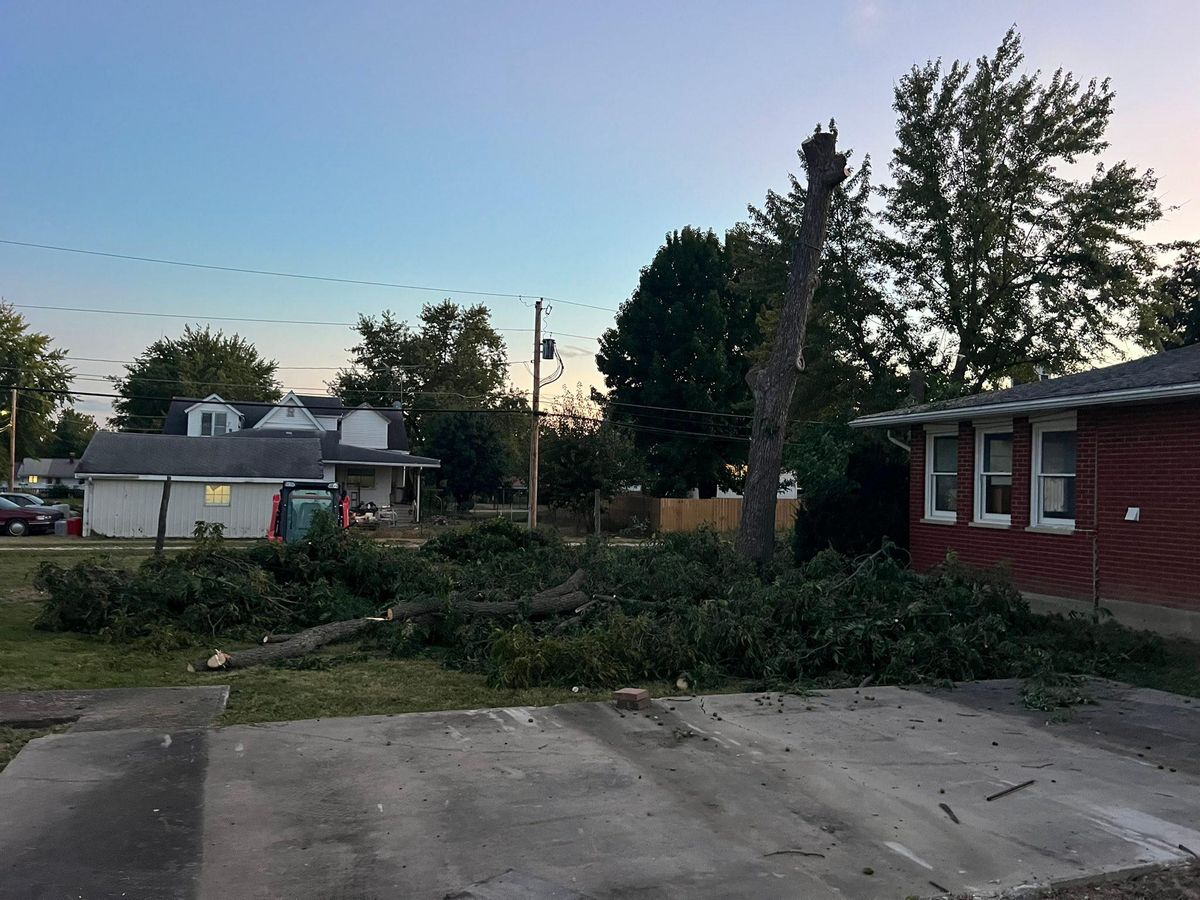 Property Clean Up for Baker Professional Services LLC in Shelbina, MO