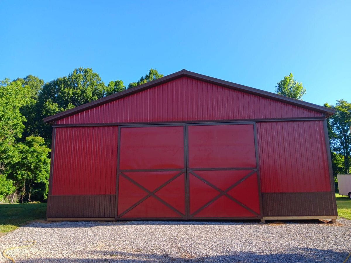 Pole Barn Construction for Elite Amish Roofing in Jackson, OH