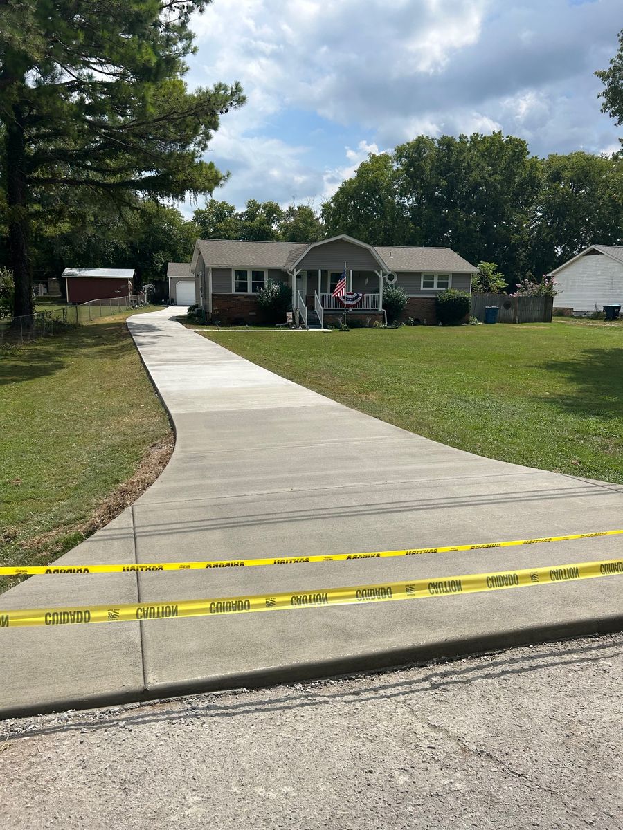 Concrete Driveways for Premier Concrete Scapes in Murfreesboro, TN