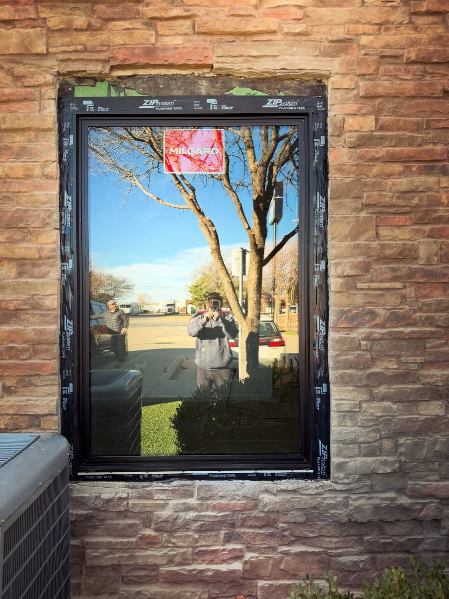 Window Replacement for Proud Crowd Construction in Canyon, TX