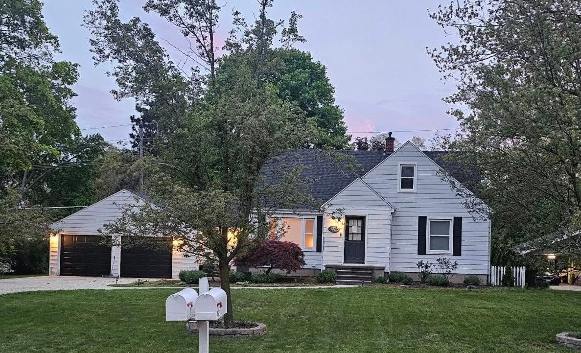 Roofing Repairs for Contractors Roofing in Dearborn, MI