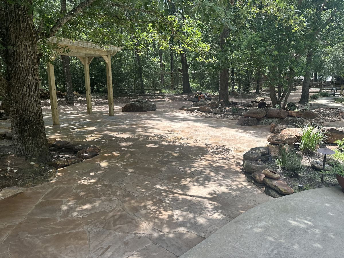 Hardscaping for Atlas Land Design in Creekside Park, TX