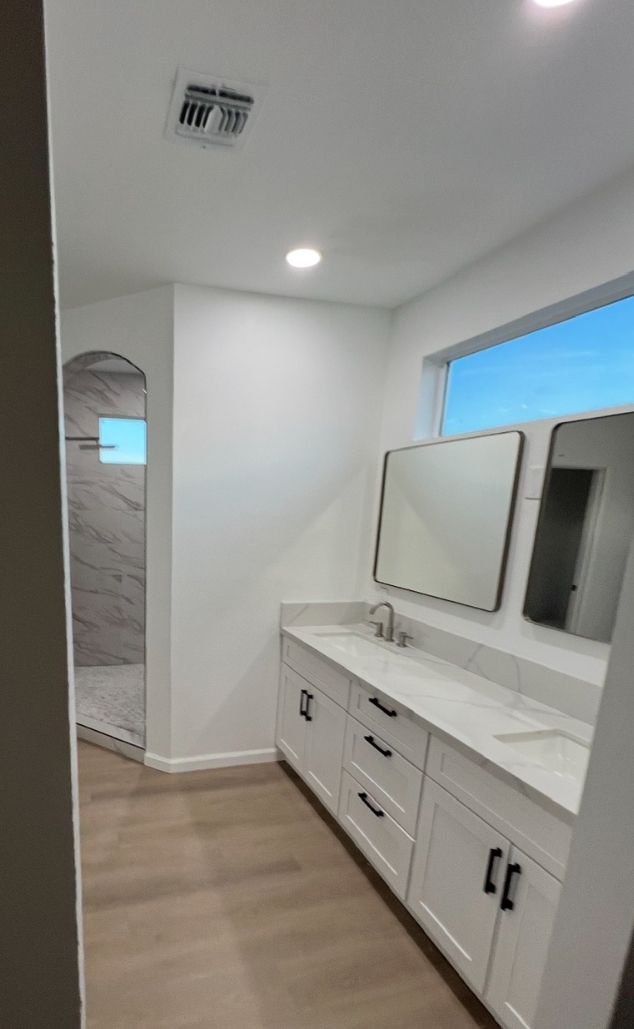 Bathroom Remodels for Ruiz Painting & Remodeling in Phoenix, AZ