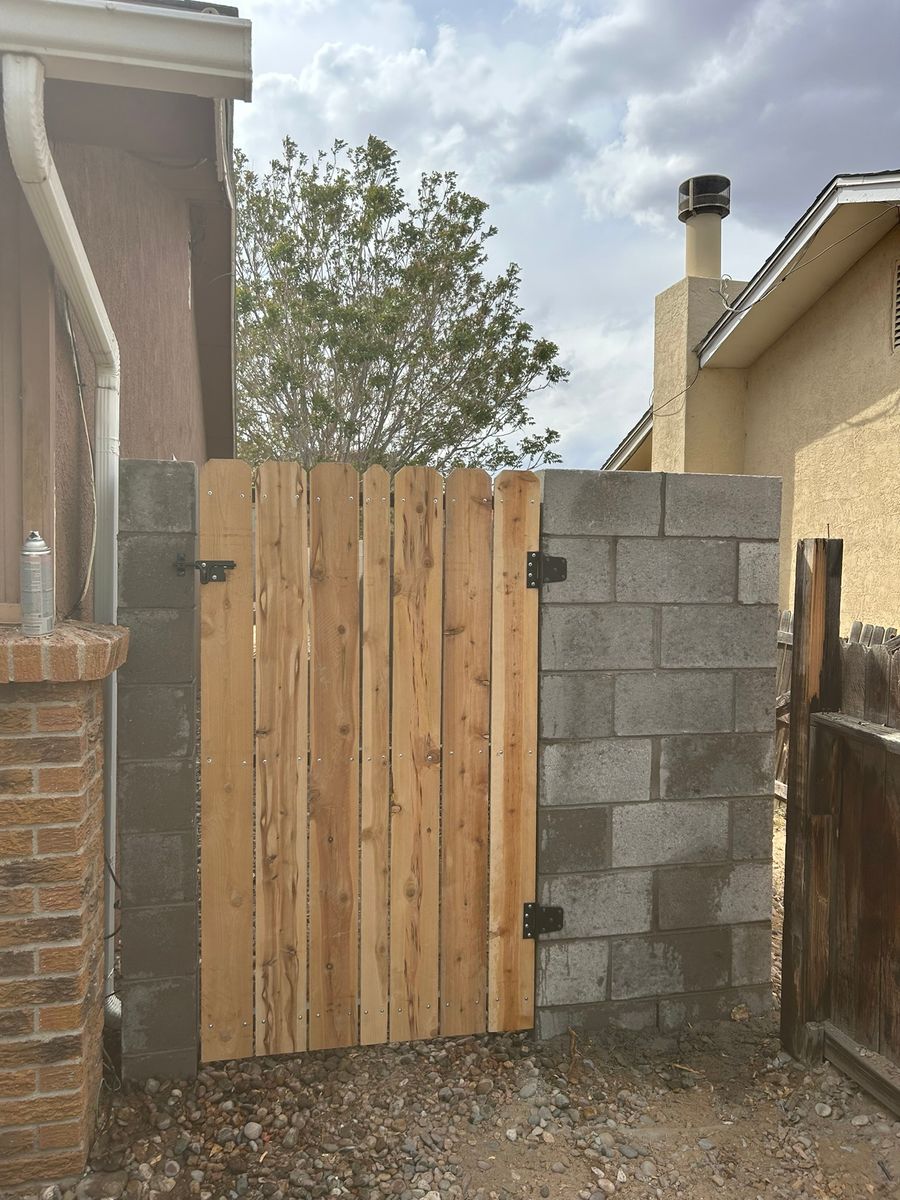 Fencing for MPB Construction LLC in Albuquerque, NM