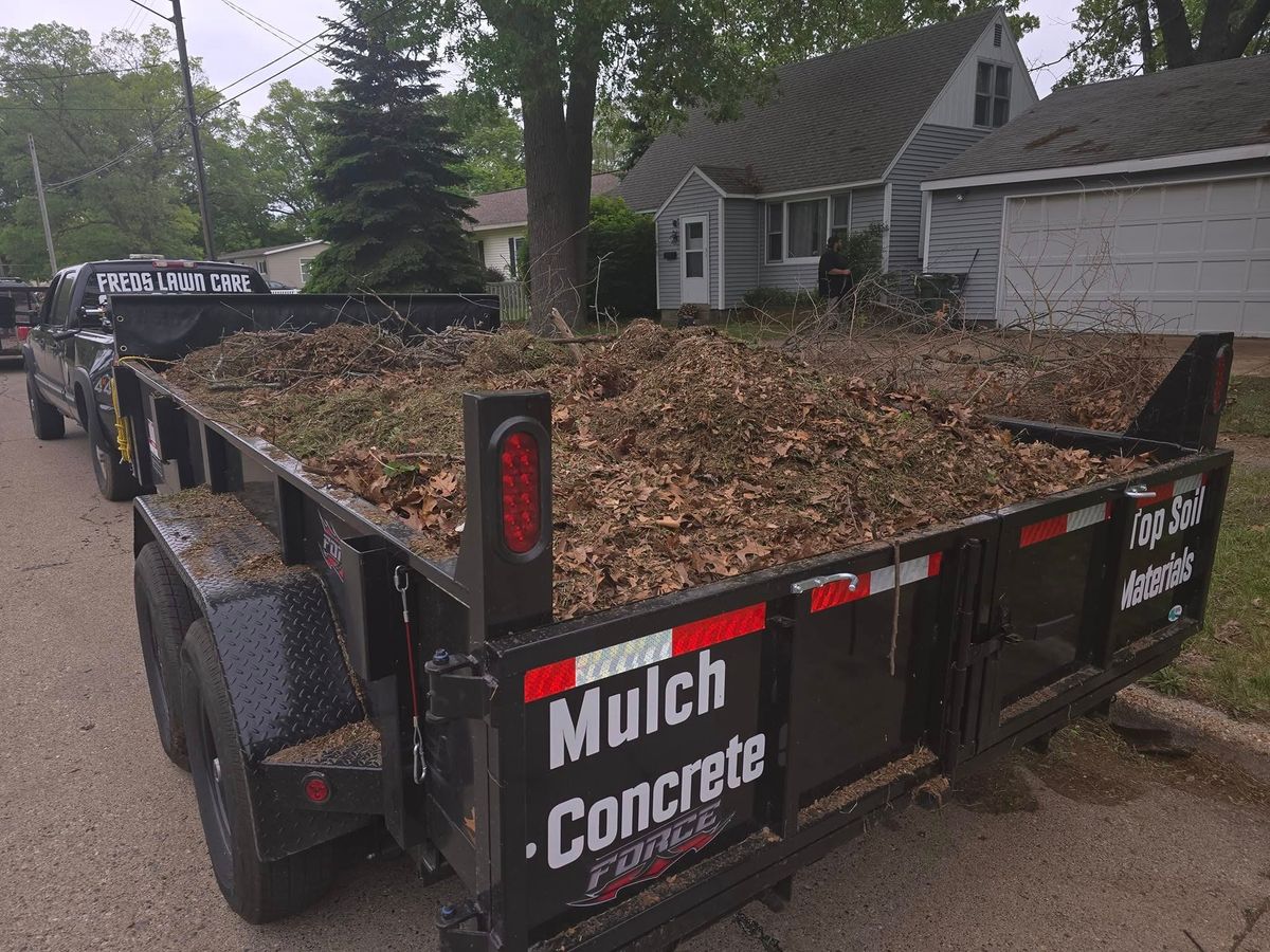 Dump Trailer Rentals for Fred's Lawncare in Muskegon, MI