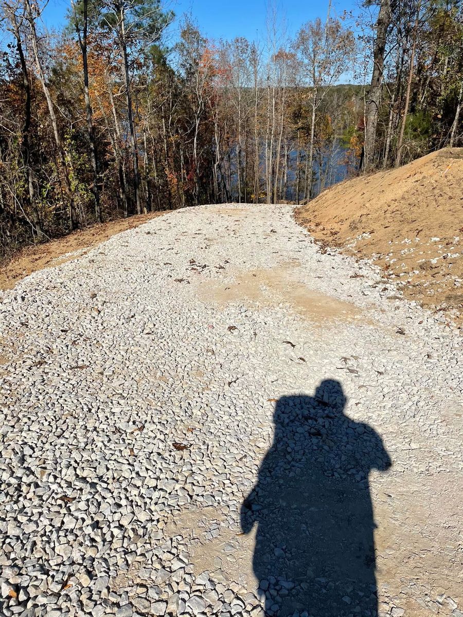 Gravel Driveways for DC Construction Company LLC in Clanton, AL