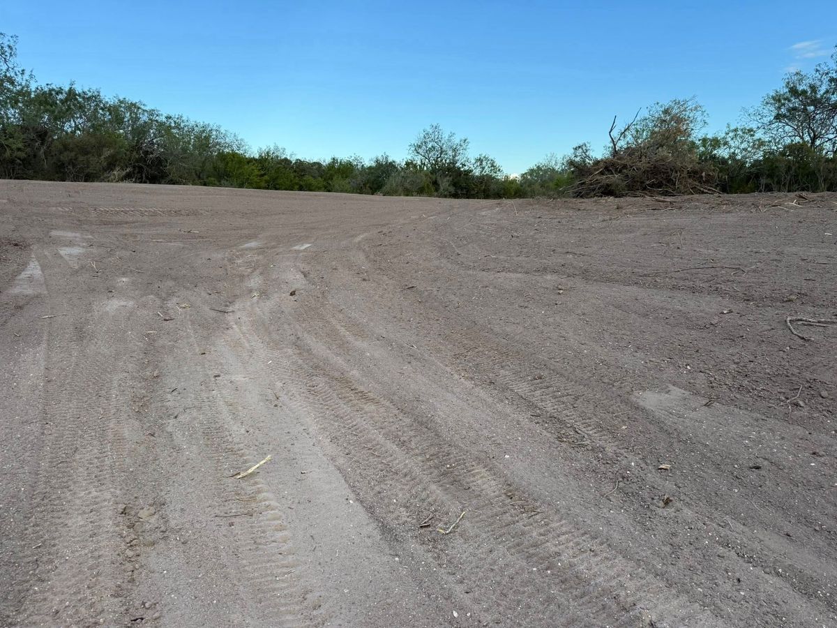 Property Grading for Strause Land Improvement & Construction in George West, TX