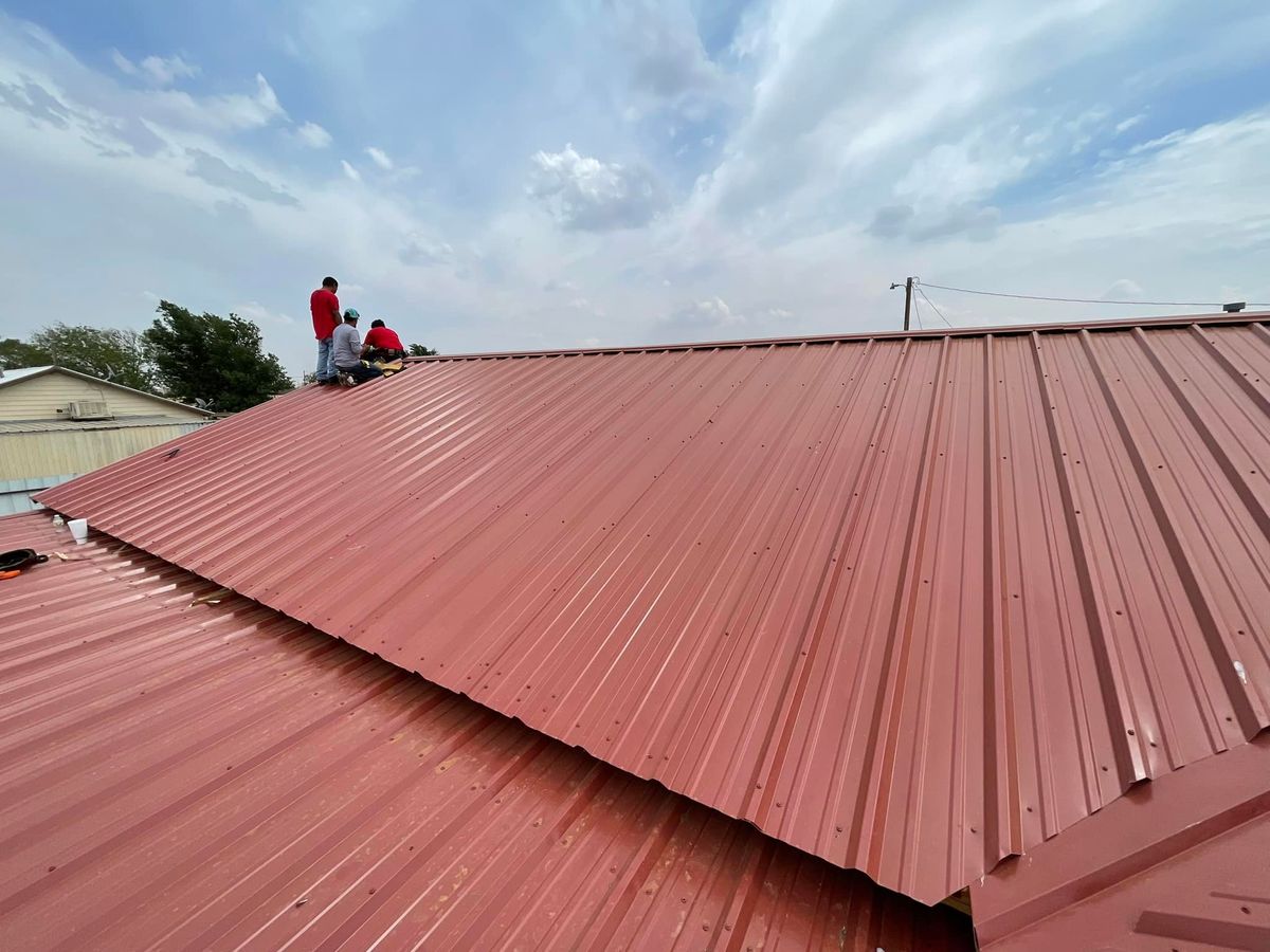 Metal Roof for LLANO Roofing LLC in Lubbock, TX