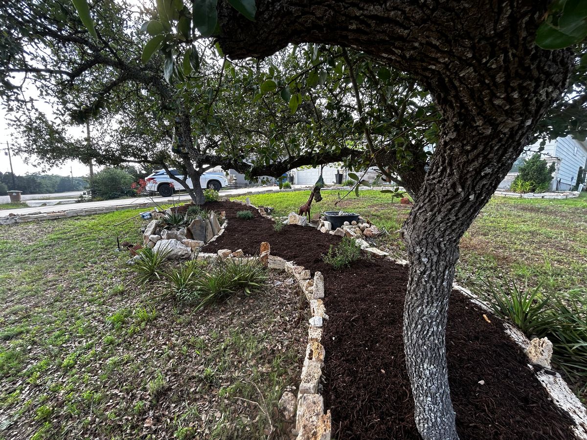 Flower Beds for Good and Green Landscaping in Canyon Lake, TX