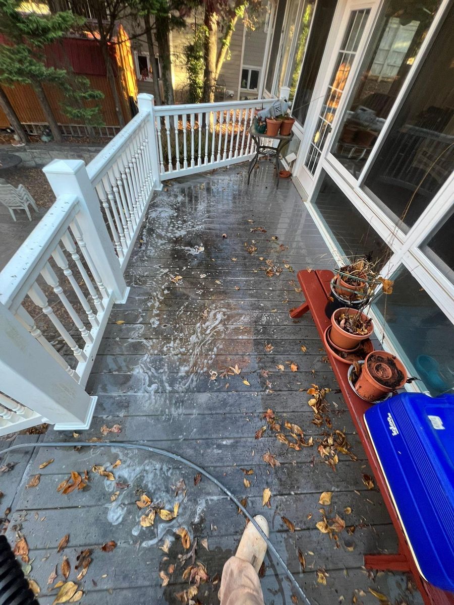Decks & Patios for JB Applewhite's Pressure Washing in Anderson, SC
