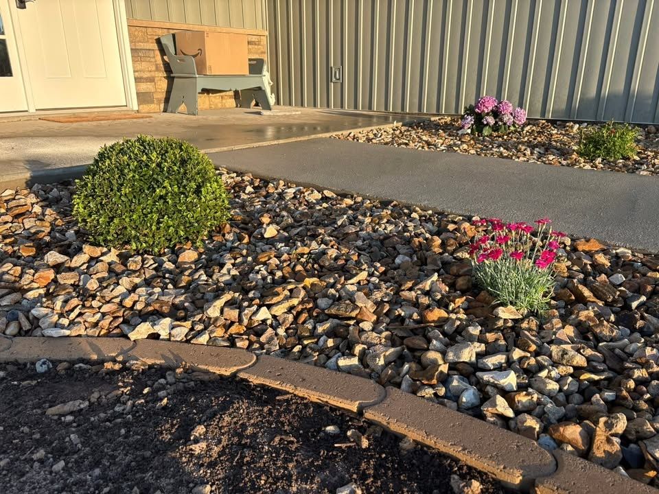 Garden Bed Installations for Hawes Design & Build in Hannibal, MO