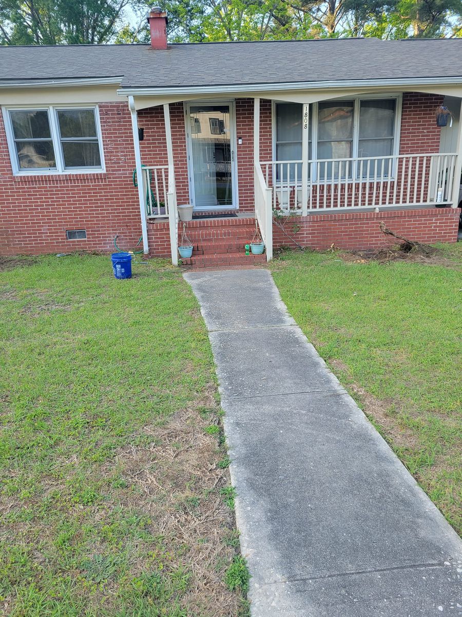 Walkway and driveway cleanup for Just Mow and Go Lawn Service, LLC in New Bern, NC