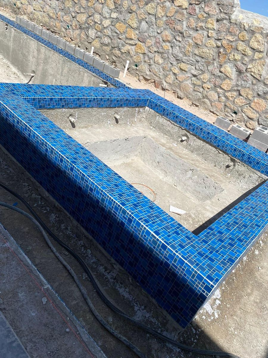 Custom Pool Construction for Alvarado Pool and Concrete in El Paso, TX