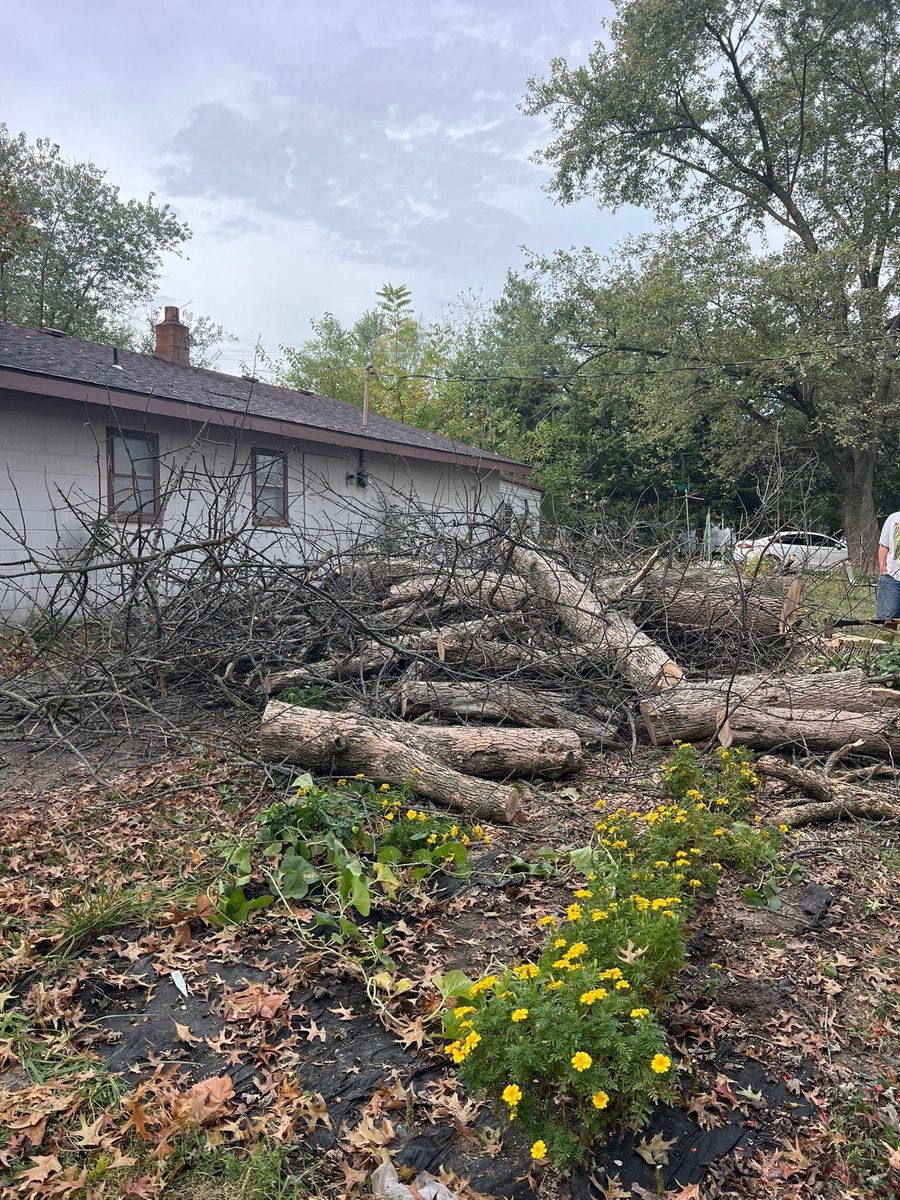 Property Clean Up for Baker Professional Services LLC in Shelbina, MO