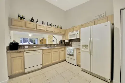 Remodeling for Sam the Handyman in Lake Worth, FL